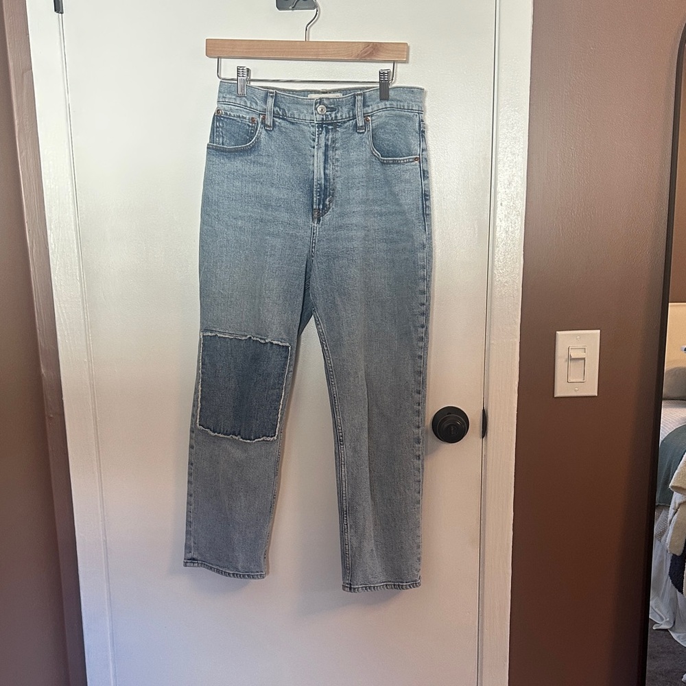 Abercrombie Ankle Straight Ultra Hi Rise Jeans